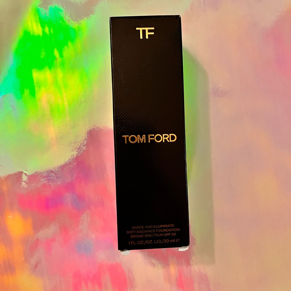 Tom Ford shade and illuminate foundation.